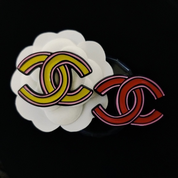 BROOCHES - Picture 16 of 16